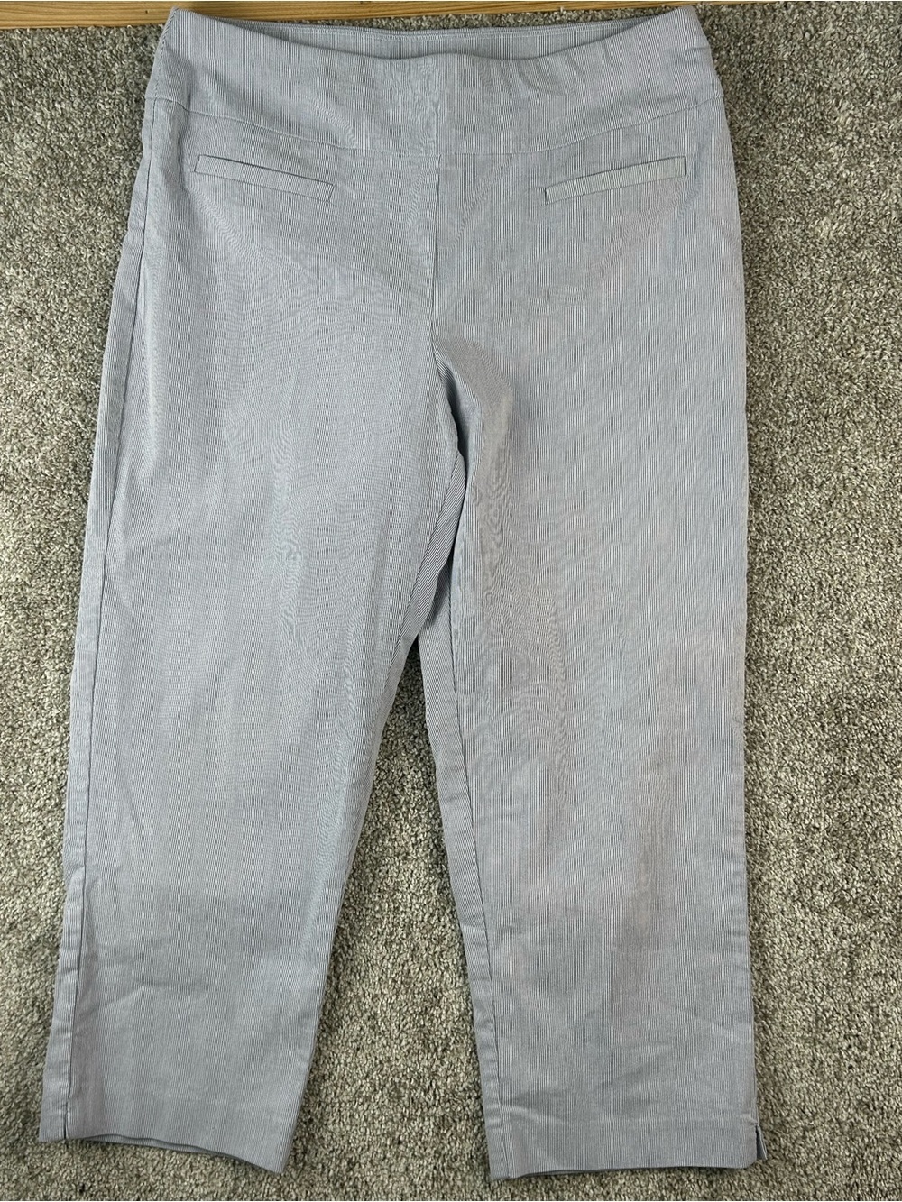 Light Gray Pull-On Capri Pants for Women